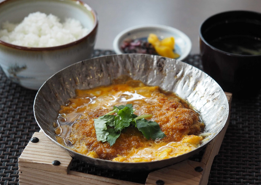 カツ煮定食