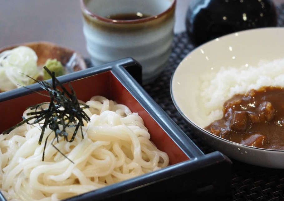 ざるうどん／かけうどん