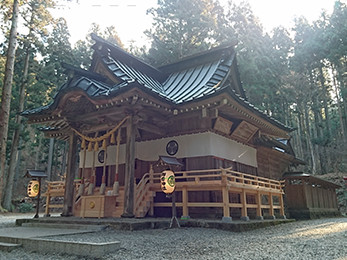 御岩神社